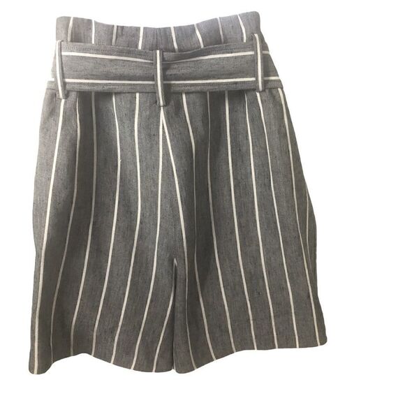 Women’s High Waisted Belted Theory Shorts. Size 4 - Picture 2 of 6